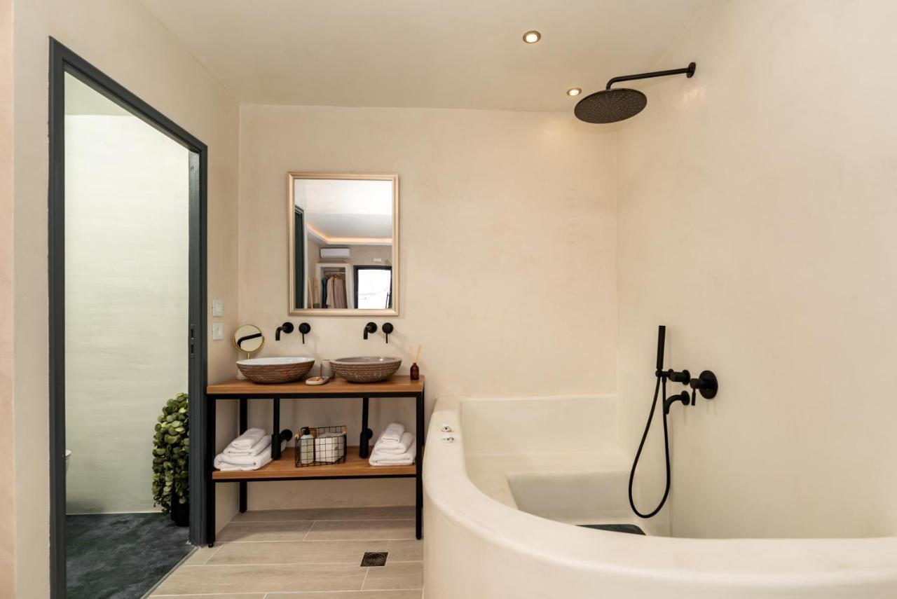 Saint Sin Suites - Adults Only Imerovigli  Ngoại thất bức ảnh
