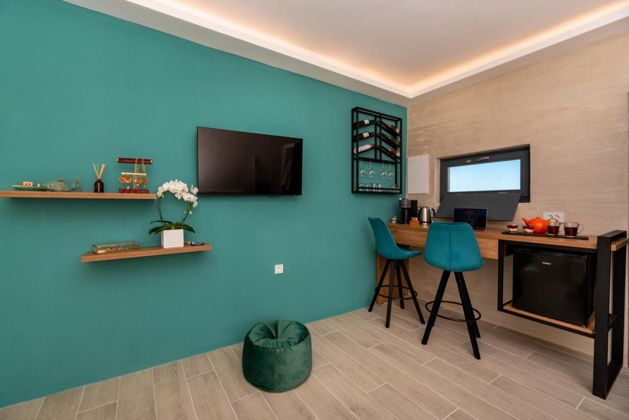 Saint Sin Suites - Adults Only Imerovigli  Ngoại thất bức ảnh